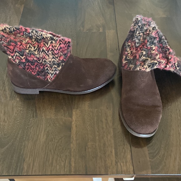 TOMS Serra Sweater Boot Slouchy Size 7 Brown Suede Chunky Knit Pink Lodgecore - Picture 9 of 15